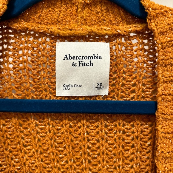 Abercrombie Oversized Fall Cardigan - Picture 2 of 10